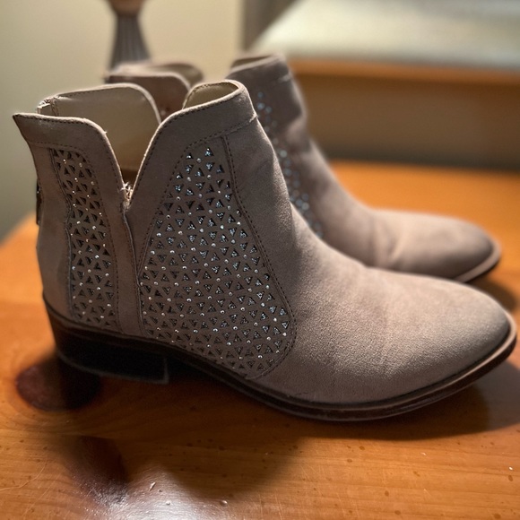 Girls Steve Madden boots - Picture 2 of 5